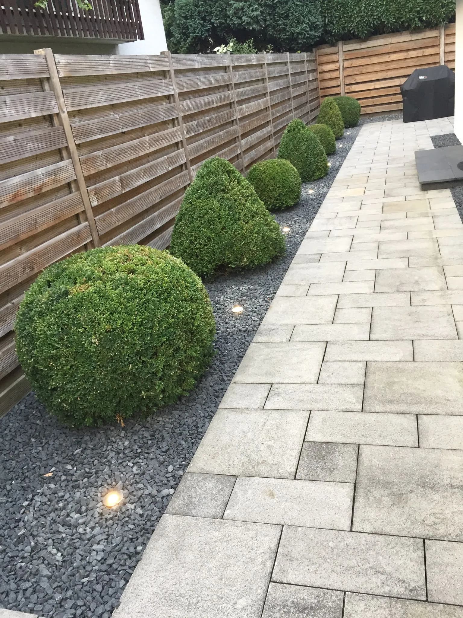 Elegante Gartenwegbeleuchtung